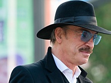 Жена Боярского ответила на слухи о госпитализации мужа из-за вакцинации