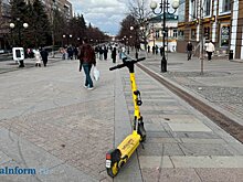 В Пензе разыскивают самокатчика, наехавшего на пожилую женщину