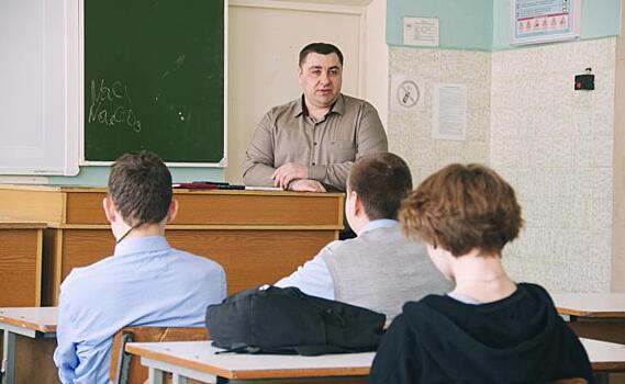 Курским школьникам рассказали о Михайловском ГОКе