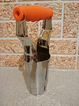 Как быстро посадить тюльпаны в подмерзшую землю? Есть отличный инструмент (а еще он пригодится и весной)