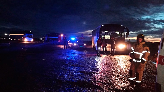 В Иркутской области перевернулся автобус с 40 пассажирами