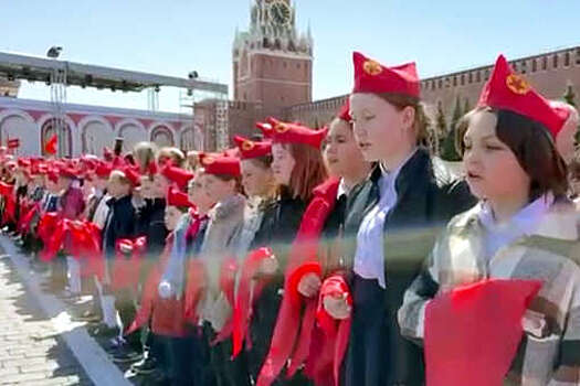 В Москве около 5 тыс. школьников стали пионерами