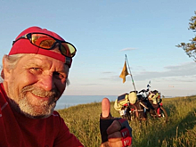 Путешественник отправился покорять Памирский тракт на велосипеде STELS