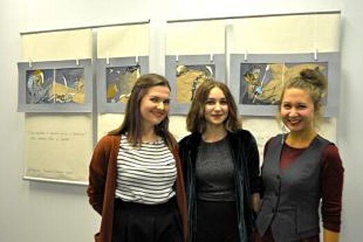 Студентки колледжа культуры открыли в Архангельске выставку «На троих»