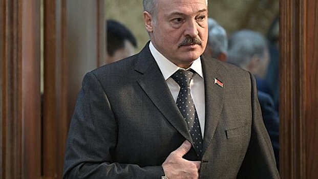 Лукашенко сообщил о четырех умерших из-за коронавируса