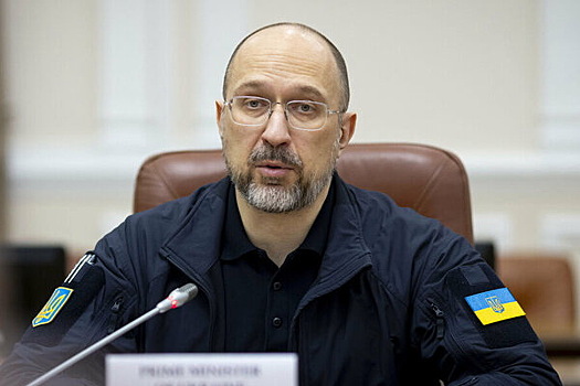 Шмыгаль заявил, что ВСУ оставили Авдеевку из-за дефицита снарядов