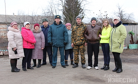 Курская область. Жители Суджи благодарят огнеборцев, которые спасли их жилье от пожара