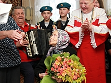 96-летняя участница Сурского рубежа рассказала о войне и тайне долголетия