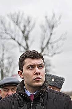 Антон Алиханов идет на выборы с референдумом