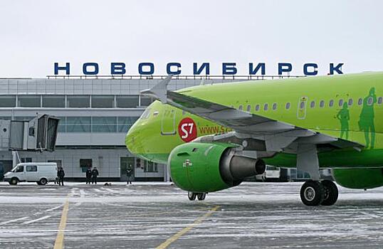 Совершивший экстренную посадку в новосибирском аэропорту грузовой самолет оказался неисправен