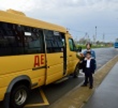 В Марушкинском запустили новый школьный автобус
