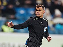 Левников ошибочно назначил пенальти в пользу «Локо», считает экс-судья Федотов: «ВАР показал арбитру неправильные ракурсы. Касерес просто положил руку на поясницу Руденко»