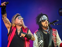 Концерт рок-группы Mötley Crüe был прерван из-за стрельбы