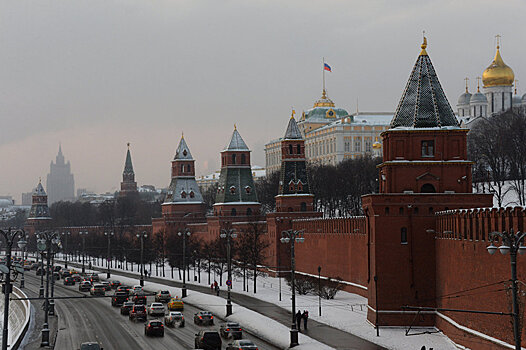 Жителей Москвы просят не пользоваться личным транспортом из-за гололедицы