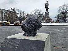 В Нижнем Новгороде вандалы украли копию памятника Максиму Горькому