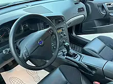 Седан Volvo почти без пробега продают дешевле 2 млн рублей