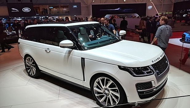 Быстрый, редкий, дорогой: Range Rover привез в Женеву 3-дверный SV Coupe