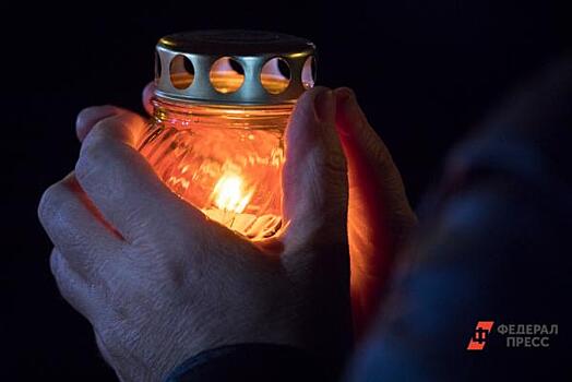 Активисты в ЛНР провели акцию памяти жертв удара украинских военных по Старой Кондрашевке