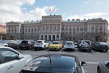 Бельский увольняет людей экс-спикера петербургского парламента с руководящих должностей