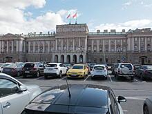 Бельский увольняет людей экс-спикера петербургского парламента с руководящих должностей