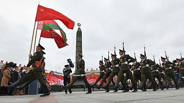 Россия ответила Минску на приглашение к параду Победы