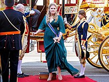 Наркомафия держит в страхе Нидерланды. Она устраивает пытки и убивает на улицах, а теперь угрожает принцессе Голландии