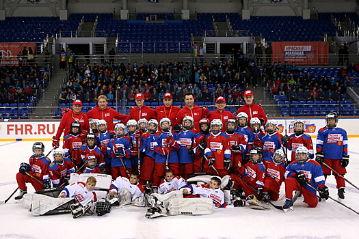 В Сочи представлена программа подготовки хоккеистов «Красная машина»