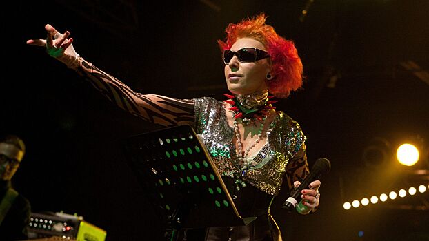 Жанна Агузарова преобразилась после серии неудачных пластических операций