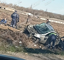 На трассе под Шатилово перевернулась машина