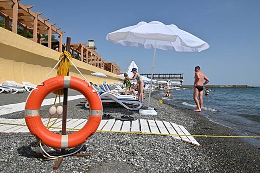 В Сочи открылся первый пляж COVID-free