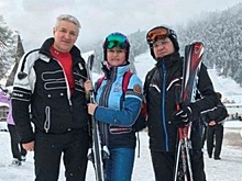 По стопам Медведева: астраханский губернатор засветился на модном кавказском курорте