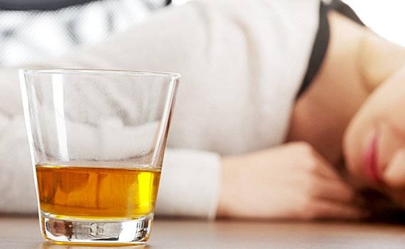 Как лечат алкоголизм и почему это не всегда помогает
