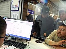 Такси-криз, курьер-криз: Смольный рубит миграционный узел шашкой губернатора