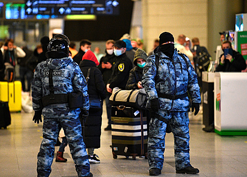 В московских аэропортах задержали рейсы из-за угрозы взрыва