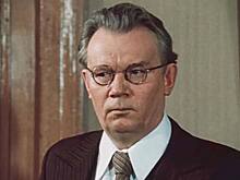 Главных ролей ему не давали, но он все равно обожал кино: судьба Евгения Шутова