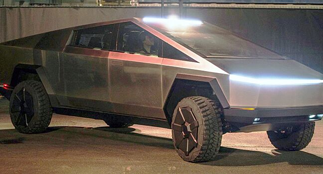 Tesla открыла предзаказ на Cybertruck в Китае