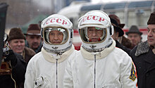 Путин вместе с космонавтами посмотрел фильм "Время первых"