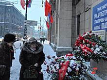 Волонтеры Победы поздравили с Новым годом живущих в Нарьян-Маре блокадников