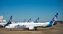 Пилоты Alaska Airlines добились повышения зарплаты до 306 долларов в час