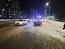 На улице Рокоссовского в Оренбурге автомобиль Chery перевернулся на крышу