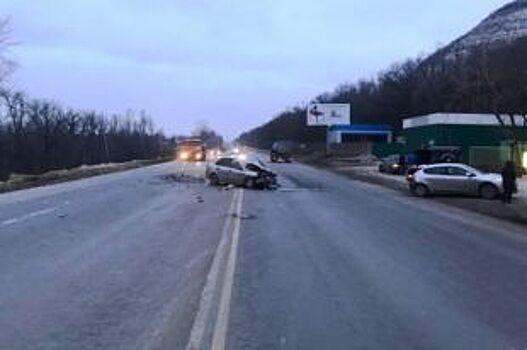 В Самаре «Гранта» врезалась в Renault Megane, пострадали четыре человека