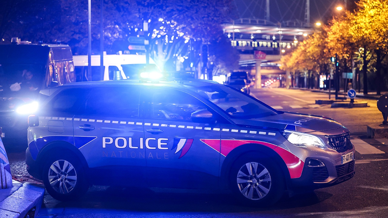 Пять человек погибли при стрельбе у лагеря мигрантов во Франции