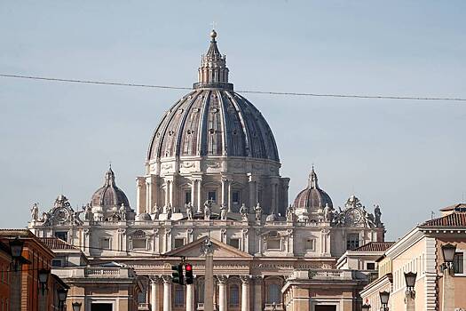 Ватикан допустил благословение для однополых пар