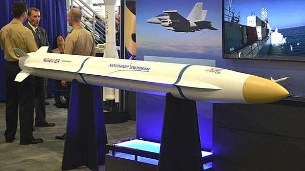 Американский самолет F-35A получит новую ракету для борьбы с ЗРК С-500 и С-400