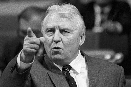 В Москве скончался секретарь ЦК КПСС Егор Лигачев