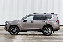 Toyota прекратила принимать заявки на Land Cruiser 300 и Lexus LX