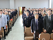 Пущинским полицейским вручили награды за добросовестную службу