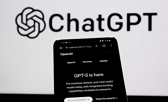 ChatGPT занимает две трети рынка чат-ботов