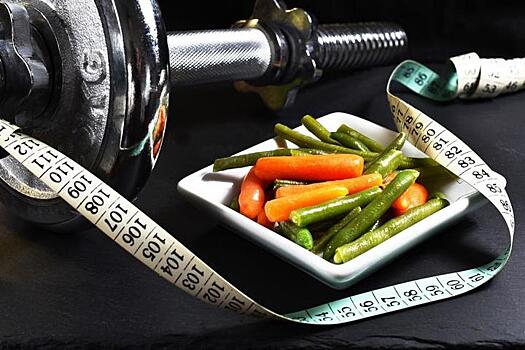 Ученые рассказали об опасности низкоуглеводных диет
