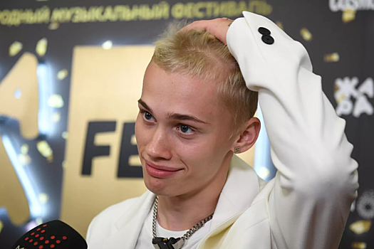 «Герой существует, потому что существует Даня»: уехавший из России Милохин мог сыграть в фильме «Анора»